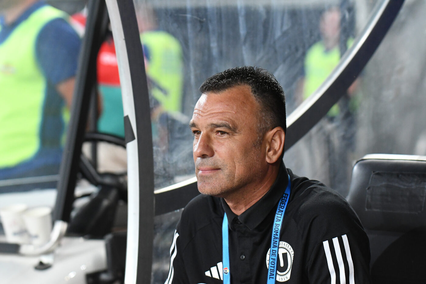Toni Petrea, apărat după ce oficialii lui U Cluj au început să îi caute înlocuitor. „Nu poți să dai într-un om și să scapi așa!”