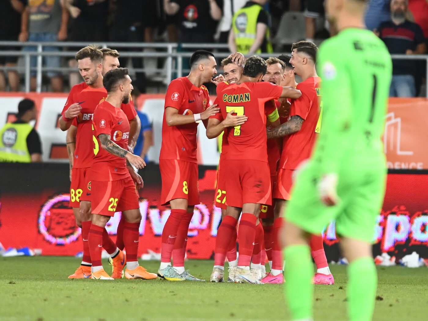 Transferul cu care Gigi Becali a dat lovitura, surprinzător pentru Marius Șumudică: „Eu îl goneam de acolo”