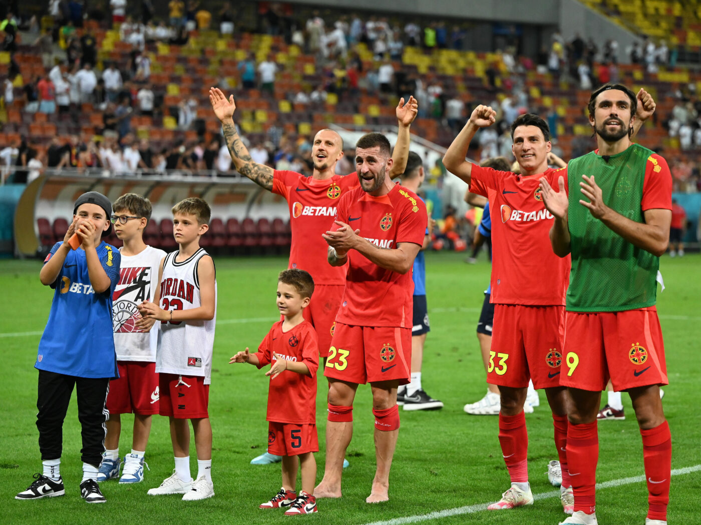 Trei fotbaliști de la FCSB care l-au impresionat pe Viorel Moldovan în victoria cu Poli Iași: „Pe ei îi remarc”