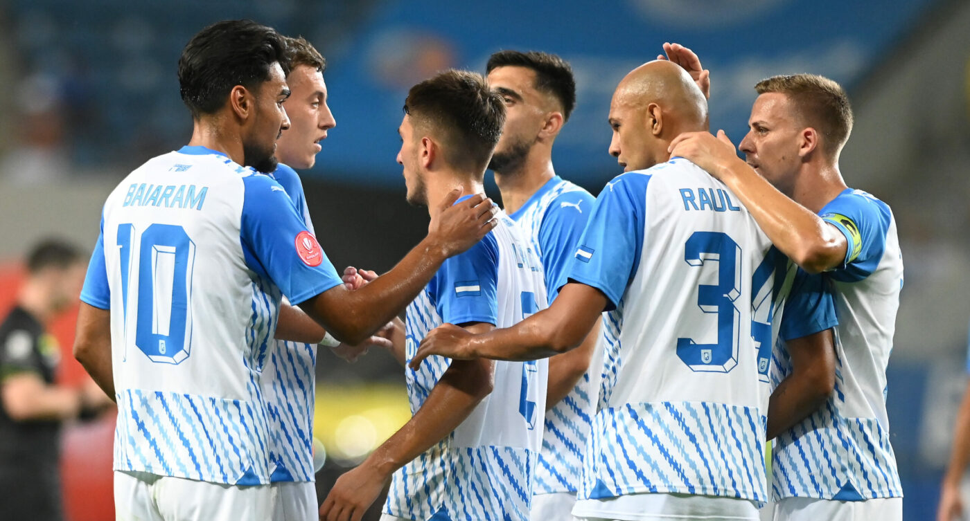 Universitatea Craiova – UTA Arad 3-0, în etapa a 6-a din Superliga | Oltenii lui Laurențiu Reghecampf urcară pe primul loc!