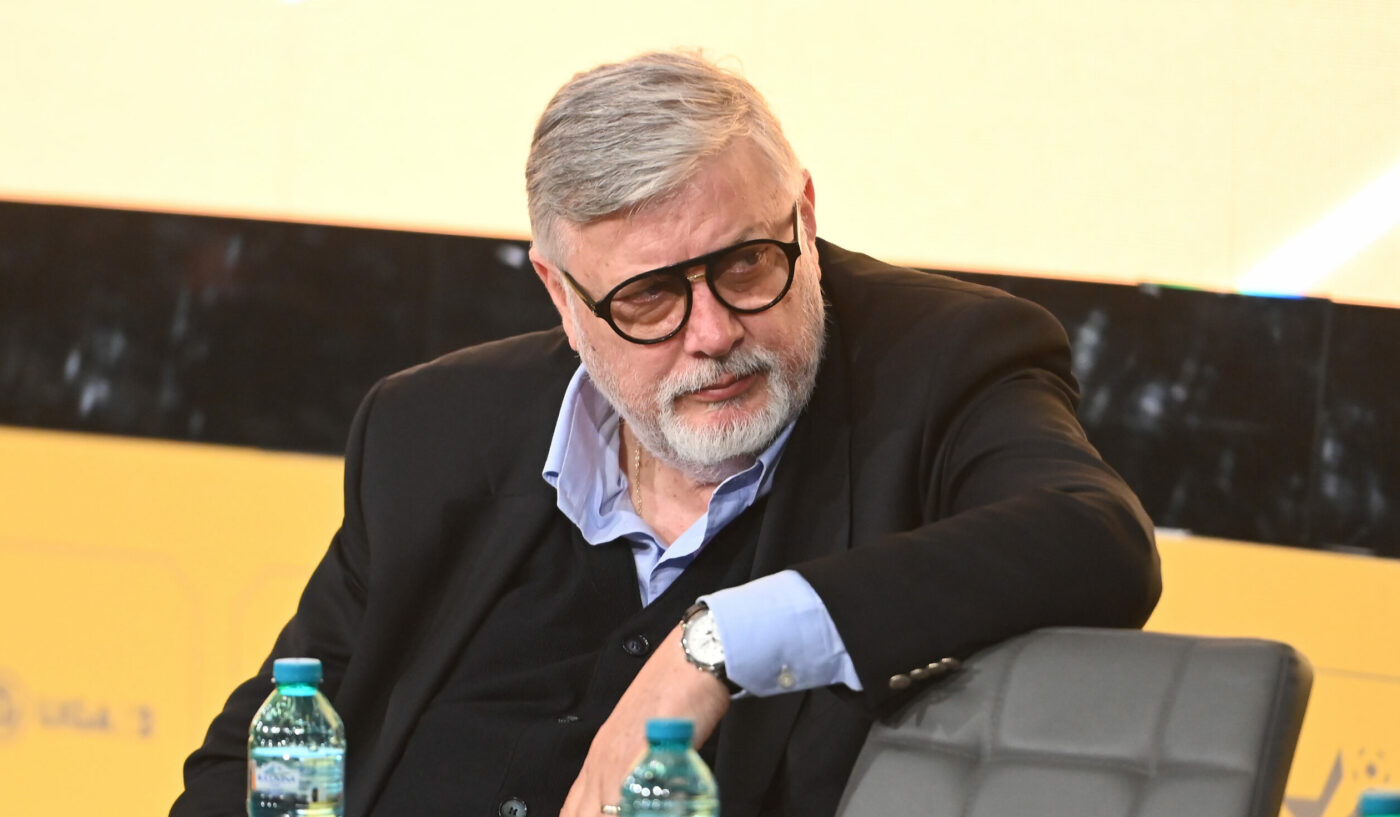 Ultrașii, război total cu Gino Iorgulescu și mesaj pentru fiul acestuia, Mario! Legea împotriva celor care folosesc materialele pirotehnice a declanșat furia suporterilor: ce banner au afișat la LPF!