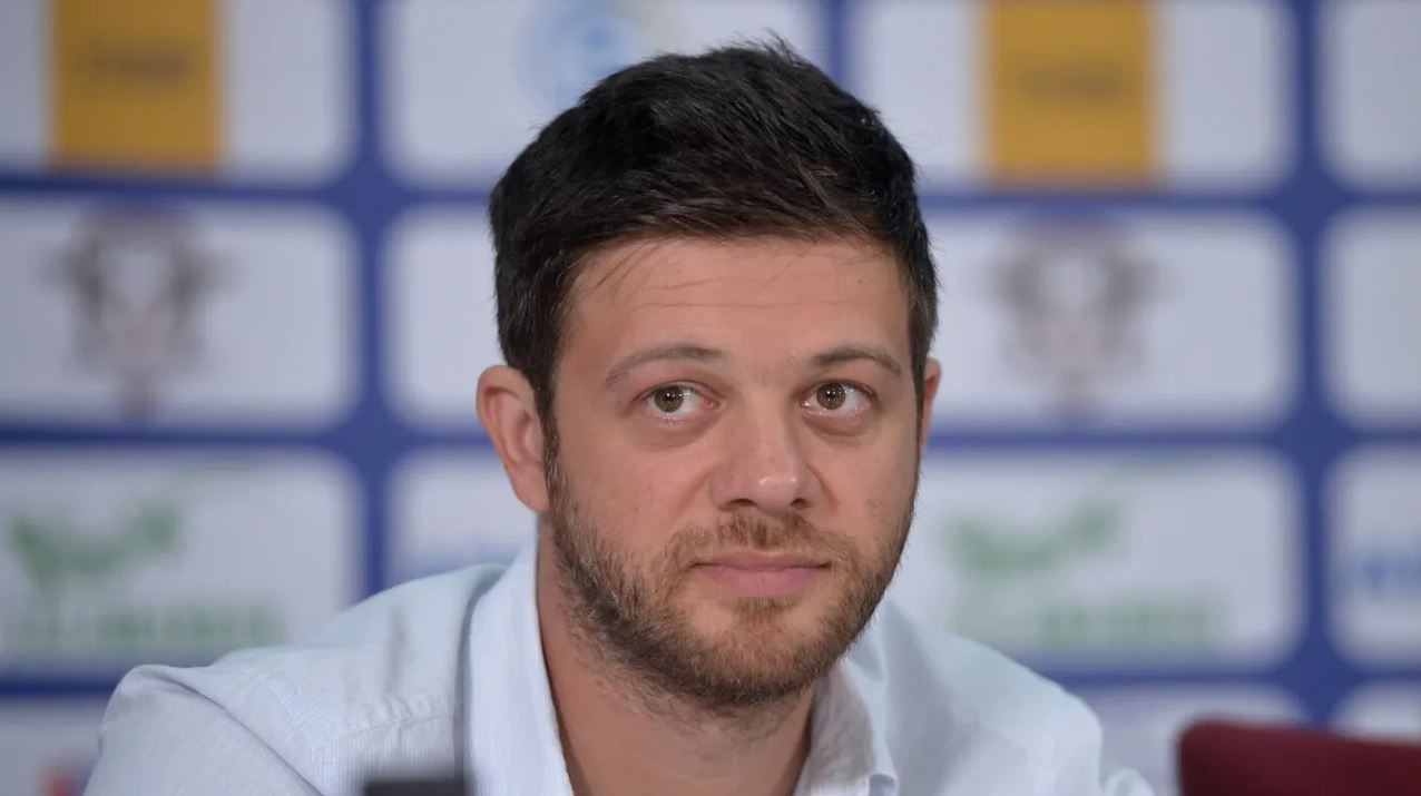 Victor Angelescu știe secretul din spatele victoriei cu FCSB: „Au jucat cu inima” Acționarul Rapidului anunță prime uriașe pentru jucătorii giuleșteni: „Cum să nu?”