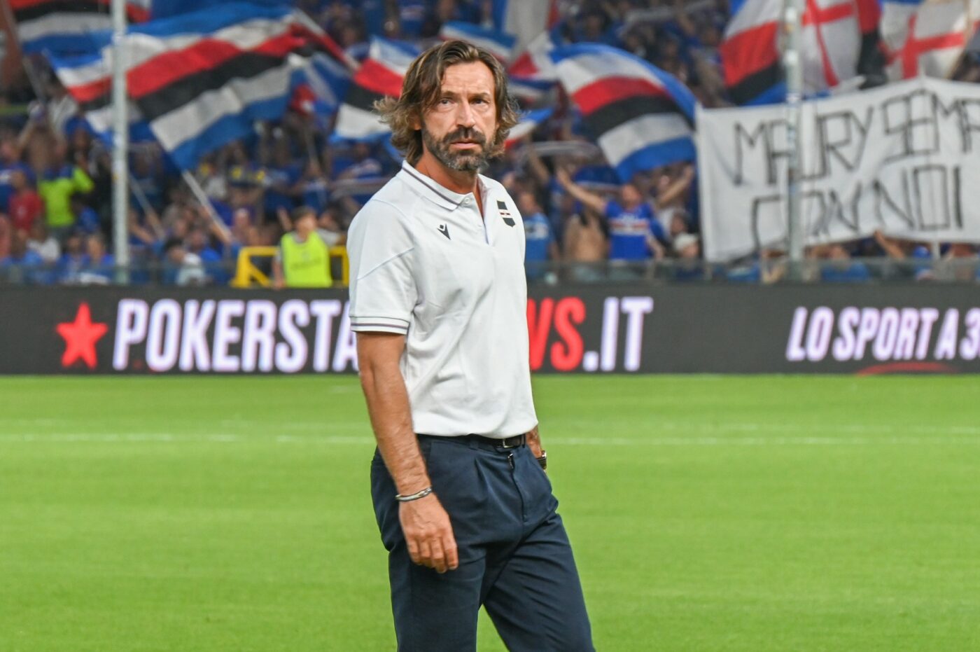 Andrea Pirlo forțează transferul controversatului atacant român la legendara echipă italiană!