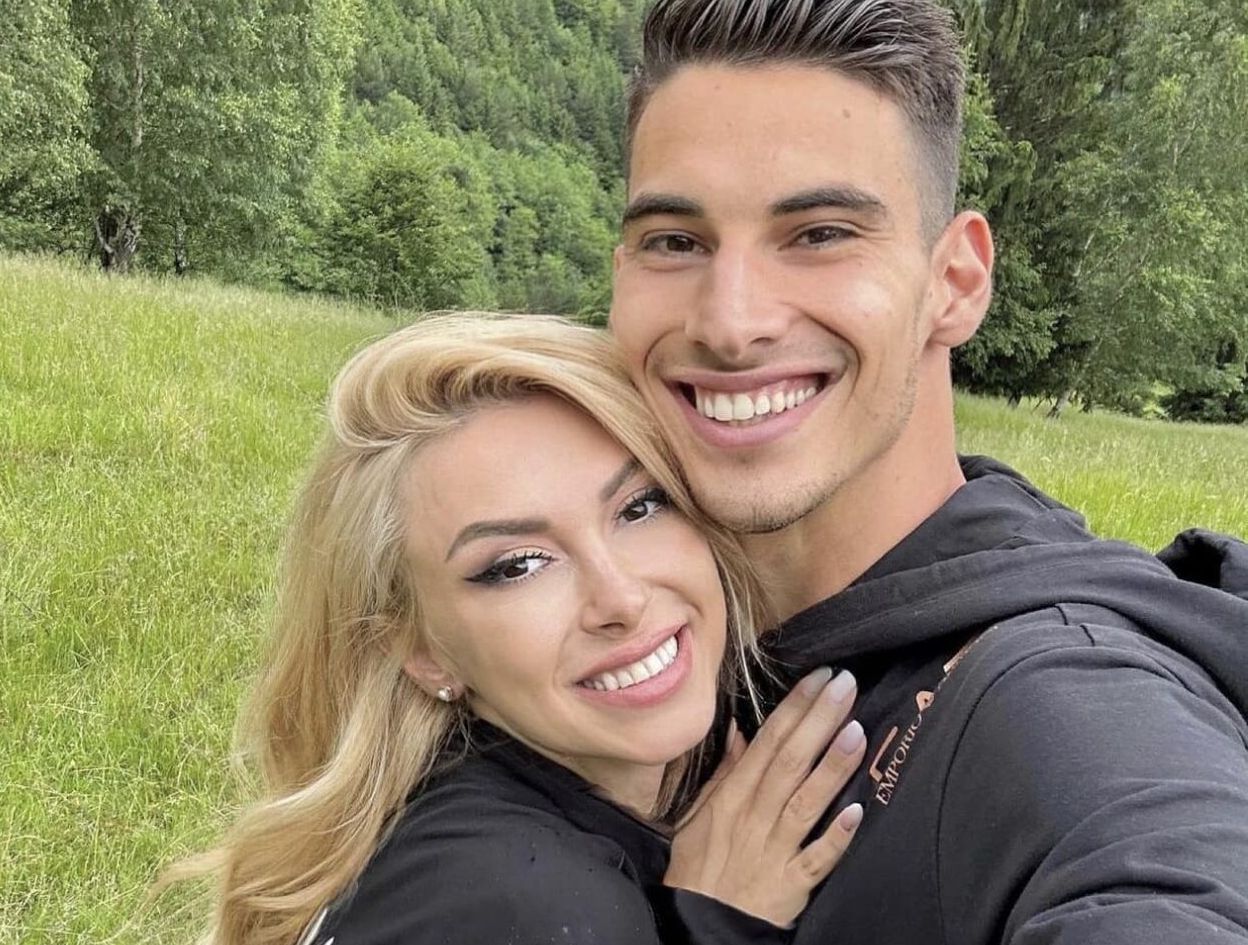 Se iubesc de numai câteva luni, dar relația lor avansează cu pași repezi. Decizia luată de Andreea Bălan și tenismenul Victor Cornea: „Este jumătatea ei adevărată”