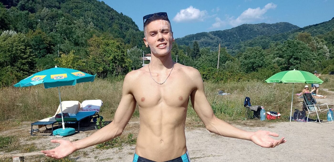 Unde petrece în vacanță David Popovici! Nimeni nu se aștepta la destinația aleasă! Turiștii au rămas mască! GALERIE FOTO