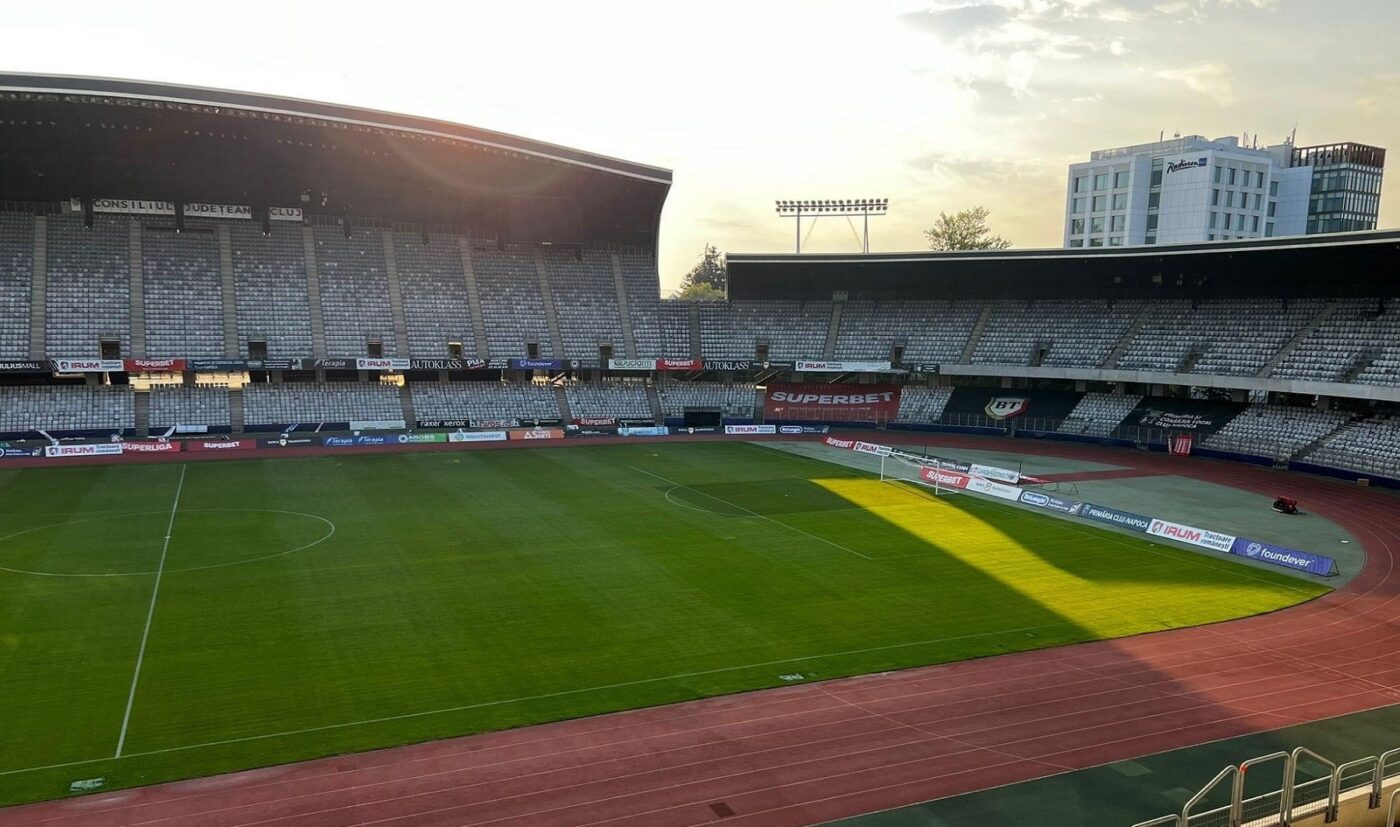 Cum arată gazonul de pe Cluj Arena după festivalul Untold! Fanii lui U Cluj pregătesc o coregrafie specială pentru derby-ul cu CFR și promit un comportament văzut doar pe stadioane din Asia