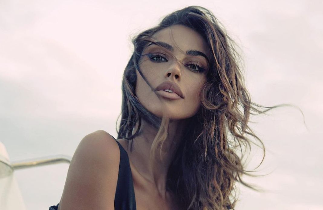 Așa l-a cucerit Mădălina Ghenea pe Grigor Dimitrov! Secretul frumuseții româncei care l-a cucerit pe tenismenul bulgar. Are o rutină bine pusă la punct | GALERIE FOTO