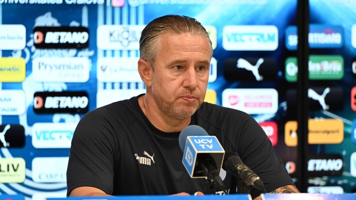 Subiectul care l-a iritat pe Laurențiu Reghecampd după Poli Iași - Universitatea Craiova 1-4: „Nu trebuie să mă întrebați asta la fiecare meci”