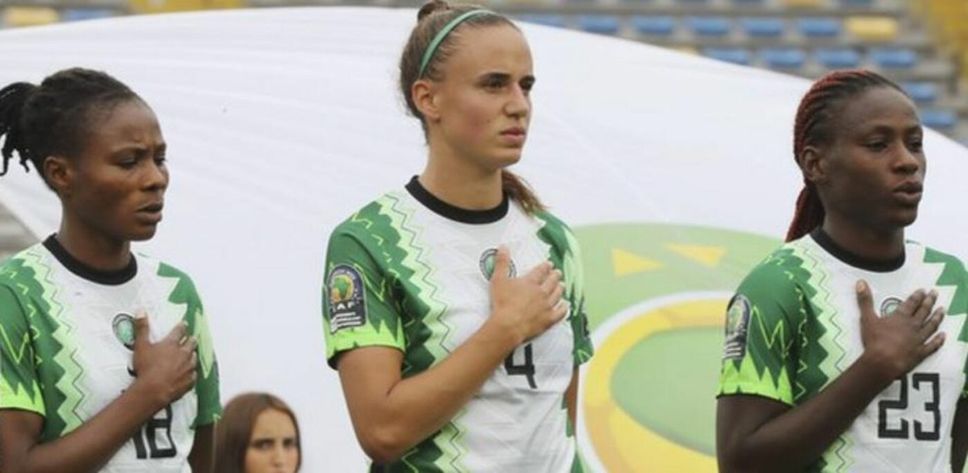 Cum a ajuns o blondă la naționala feminină a Nigeriei. Va fi chiar adversara țării natale în optimile Campionatului Mondial din Australia și Noua Zeelandă