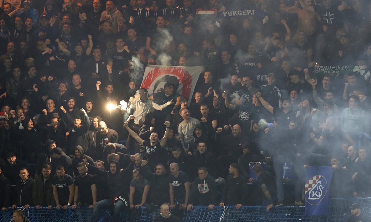 Ultrașii lui Dinamo Zagreb fac prăpăd în toată Europa! Dezvăluiri despre haosul făcut de croați la Timișoara, cu ocazia unui meci din Europa League: „Au ajuns la spital în stare gravă!” Câți fani au fost reținuți | EXCLUSIV