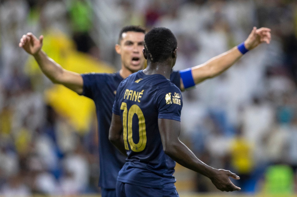 Ce se întâmplă cu Cristiano Ronaldo? Sadio Mane l-a eclipsat total pe portughez la echipa unde joacă împreună în Arabia Saudită