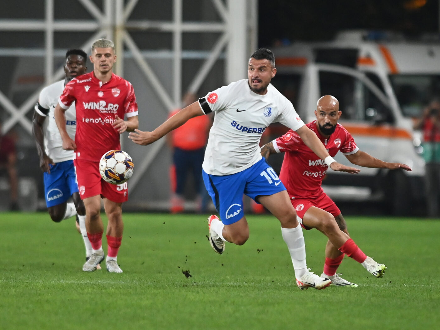 Farul – Dinamo 0-2, Live Video Online în etapa 25 din Superliga. Dinamoviștii își majorează avantajul la începutul reprizei secunde