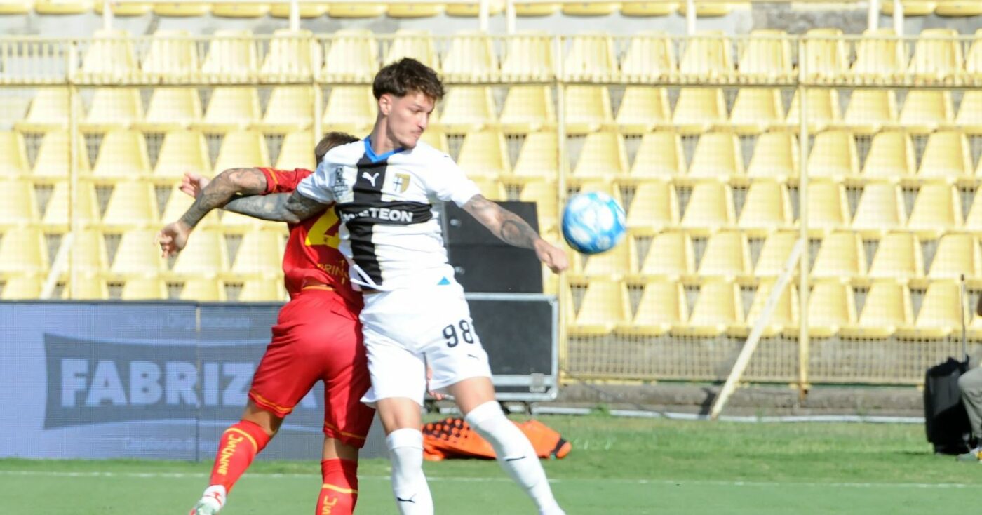 Dennis Man, prima reacție după ce a înscris un nou gol pentru Parma și a ajuns lider în Serie B: „Vreau să rămân în echipă!”