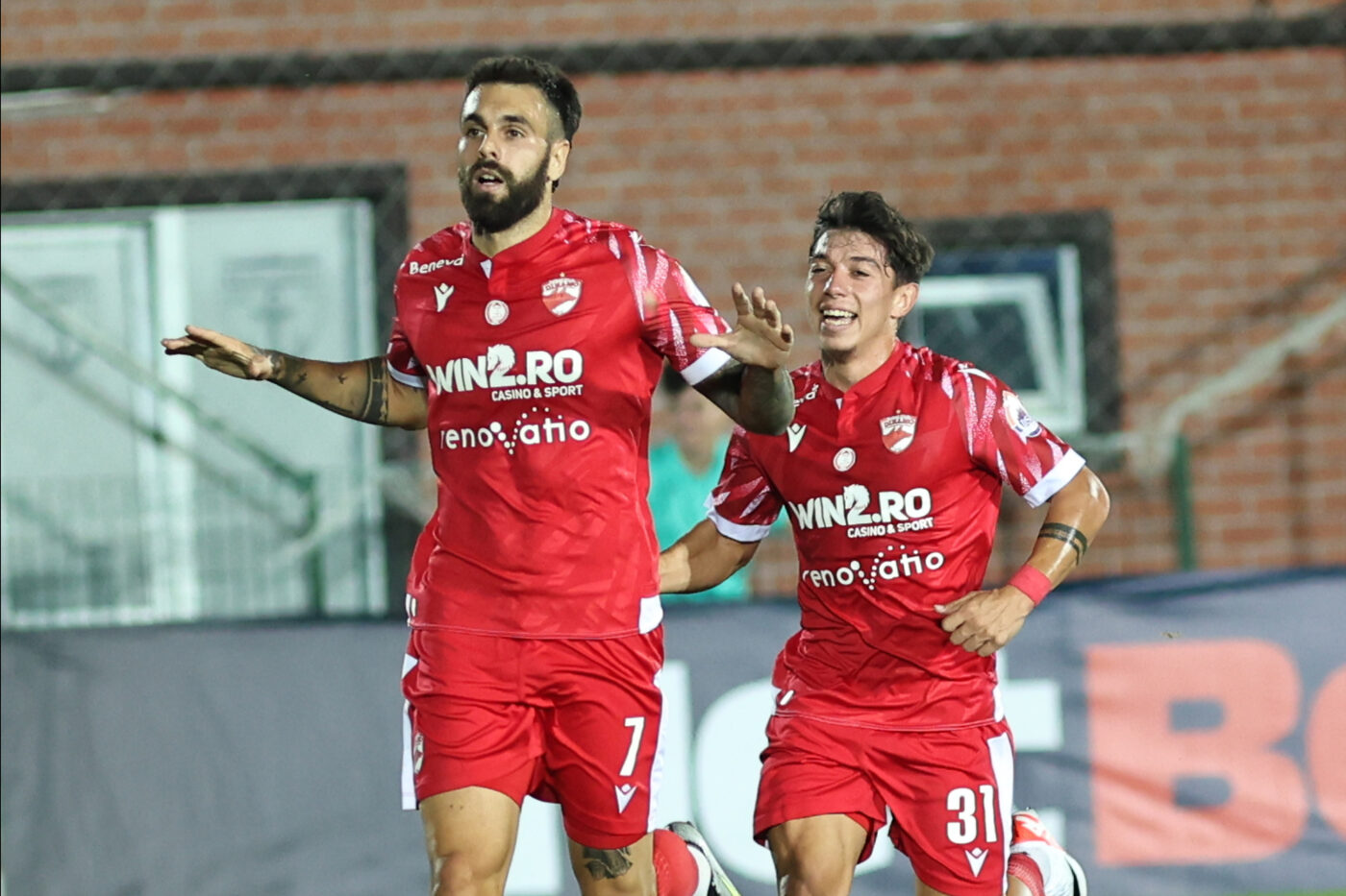 Dinamo, o forță mai puternică decât FCSB! Ce investitori ar transforma formația din „Ştefan cel Mare” în cea mai bogată echipă din Superliga: „Ăştia 4 îl bat pe Gigi Becali! Au bani mulți”