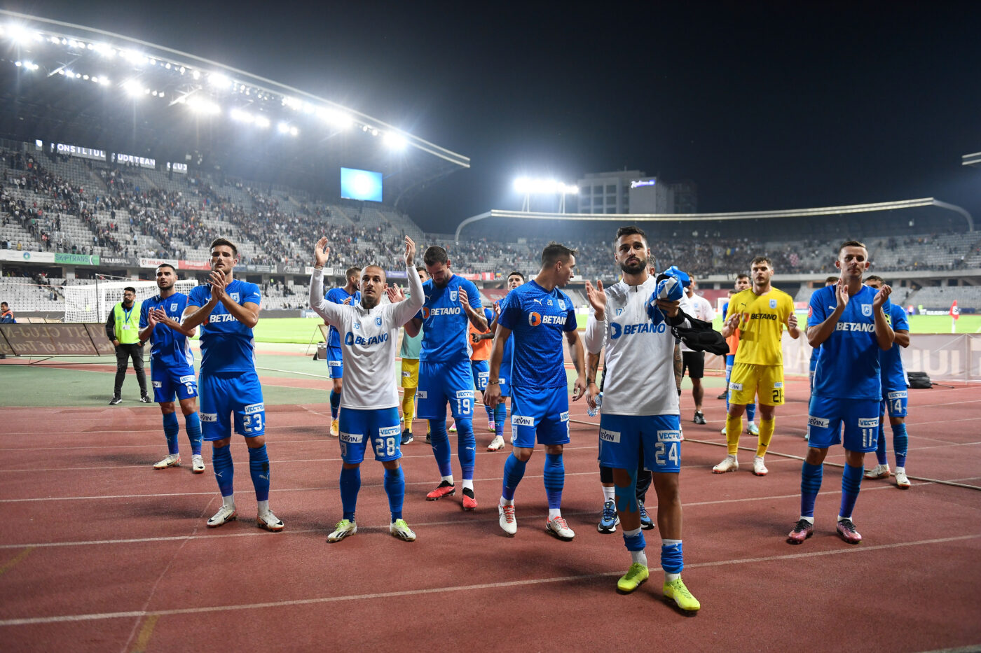 Universitatea Craiova, spulberată de un fost jucător legendar al oltenilor după remiza cu U Cluj 1-1: „Se învârt în jurul cozii! Pe Mitriță l-a înghțit mediocritatea”
