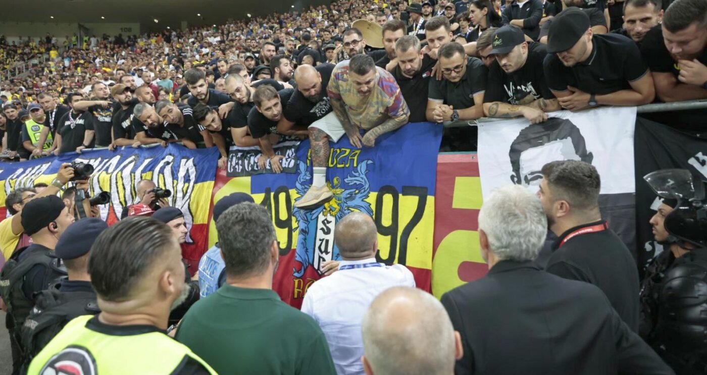 FRF condamnă comportamentul ultrașilor la meciul România – Kosovo! Reacție oficială: „Actele de huliganism au fost dezavuate de restul spectatorilor”