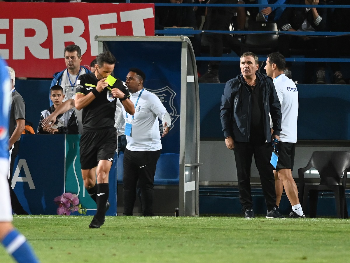 Hagi a pus tunurile pe Gică Popescu și Marica după Farul – FCSB 0-1: „Să iasă în față să vorbească!”. „Regele”, descumpănit total de arbitrajul lui Colțescu: „S-a depășit orice lucru care poate exista”