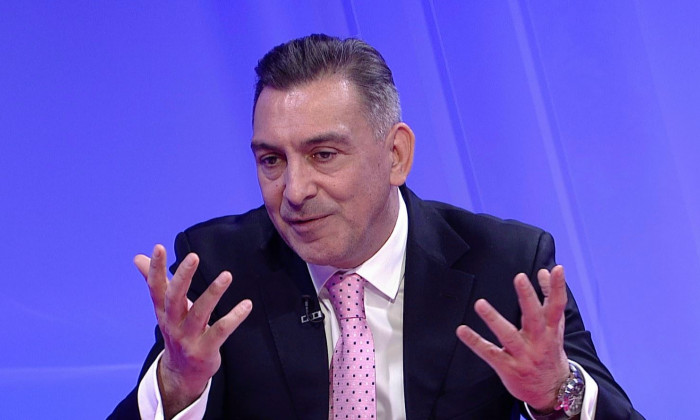 Ilie Dumitrescu știe cine va sta pe banca tehnică a lui FC U Craiova. „Va apărea cineva în club, ca să fie legal!”