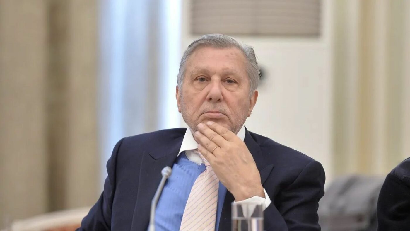 Ilie Năstase, război cu Mugur Isărescu pentru Arenele BNR! „Până mor o să luăm terenurile înapoi, vă garantez! Eu ştiu ce am făcut pentru ţara asta, dar el ce a făcut?”