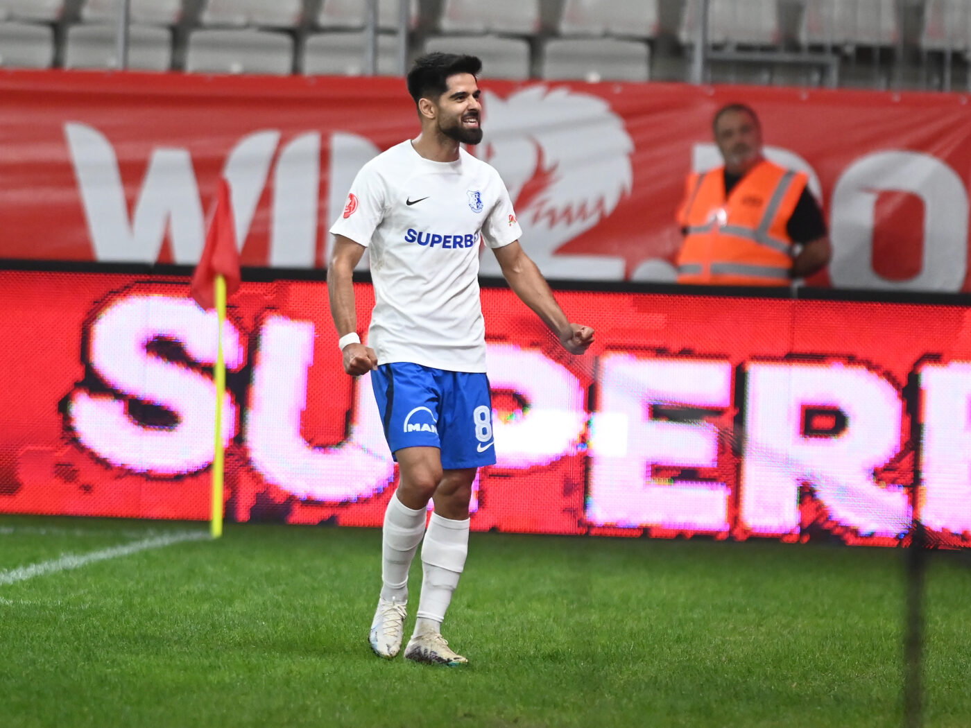 Ionut Vînă nu poate fi mulțumit nici după ce a dat gol în Dinamo – Farul 0-2: „Exigențele lui Mister Hagi sunt mari, mai avem mult de lucru”