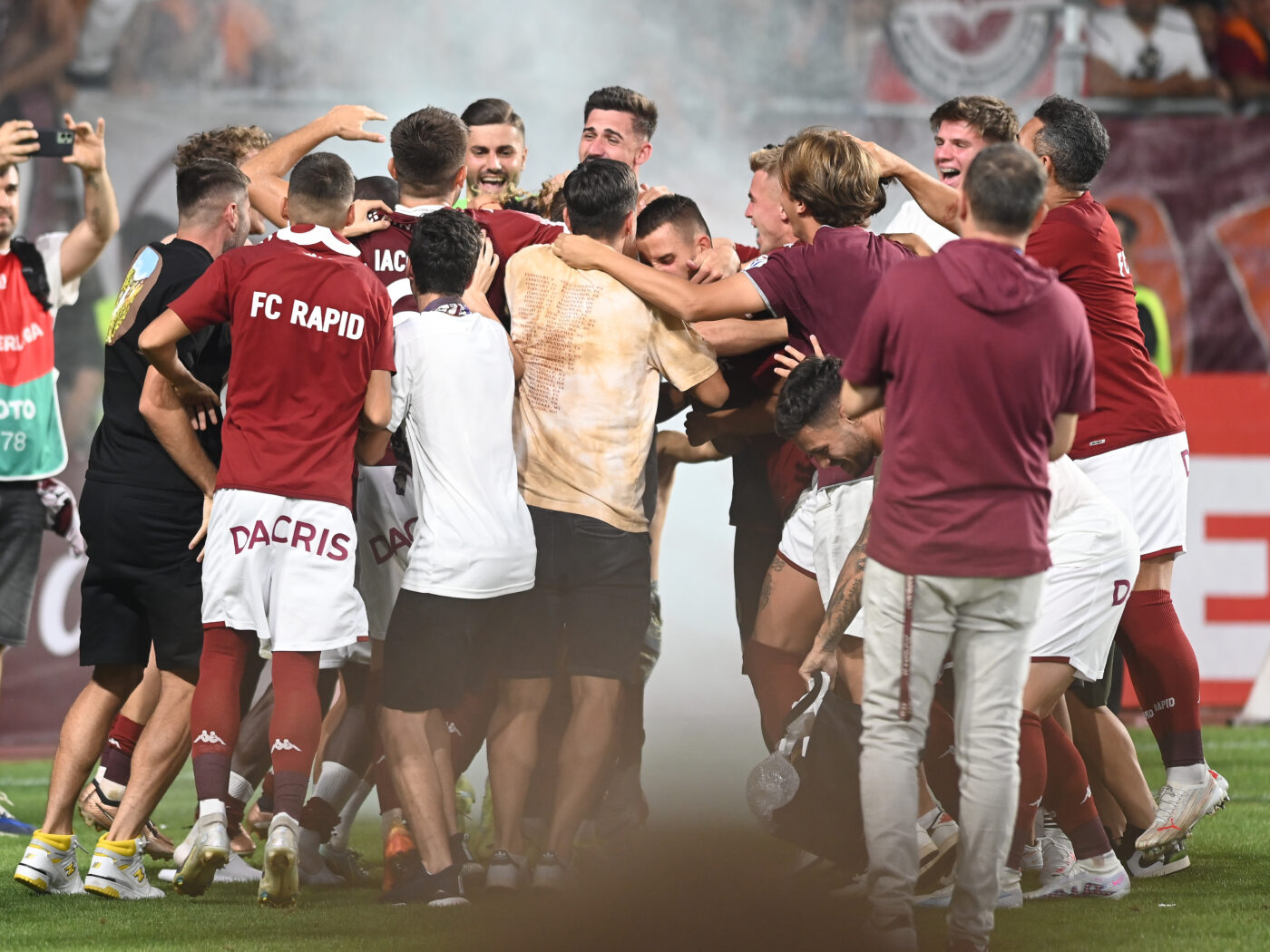 N-a fost bun la FCSB, dar impresionează la Rapid. „Acolo părea pierdut, acum e incredibil!”