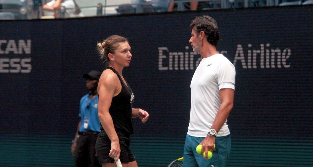 Patrick Mouratoglou e gata să îi dea Simonei Halep lovitura decisivă! După ce românca a primit 4 ani de suspendare, antrenorul francez a început să îi dea târcoale noii senzații din tenisul feminin mondial: „O știu de la 10 ani”