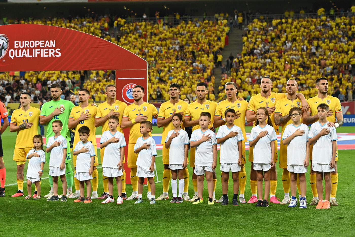 Naționala României, făcută praf după remiza cu Israel: „Dominată la toate capitolele! Cu 50.000 de oameni în tribune, trebuia să zburdăm pe teren!”