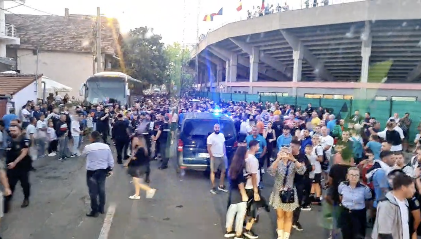 Momente uluitoare înainte de FC Bihor – FCSB! Meme Stoica a rămas șocat: „N-am văzut în viața mea așa ceva!”