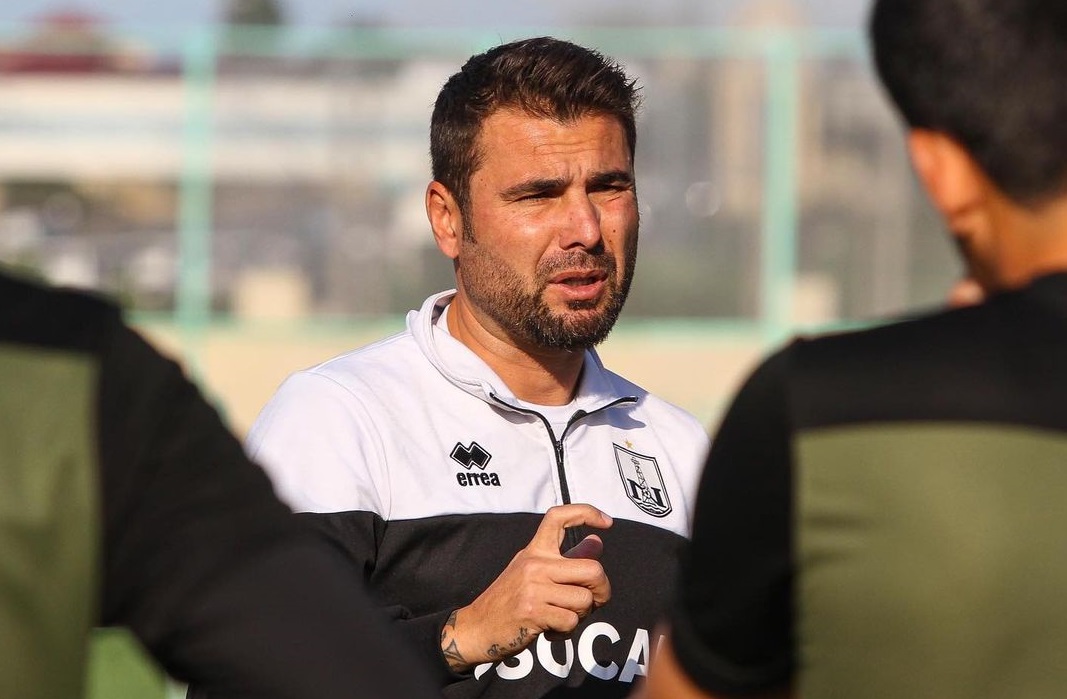 Adrian Mutu, inamicul numărul 1 în Azerbaijan: „Du-te și aruncă-te în mare! / Jucătorii parcă nu-s antrenați”. Fanii lui Neftchi Baku nu mai suportă situația dezastruoasă