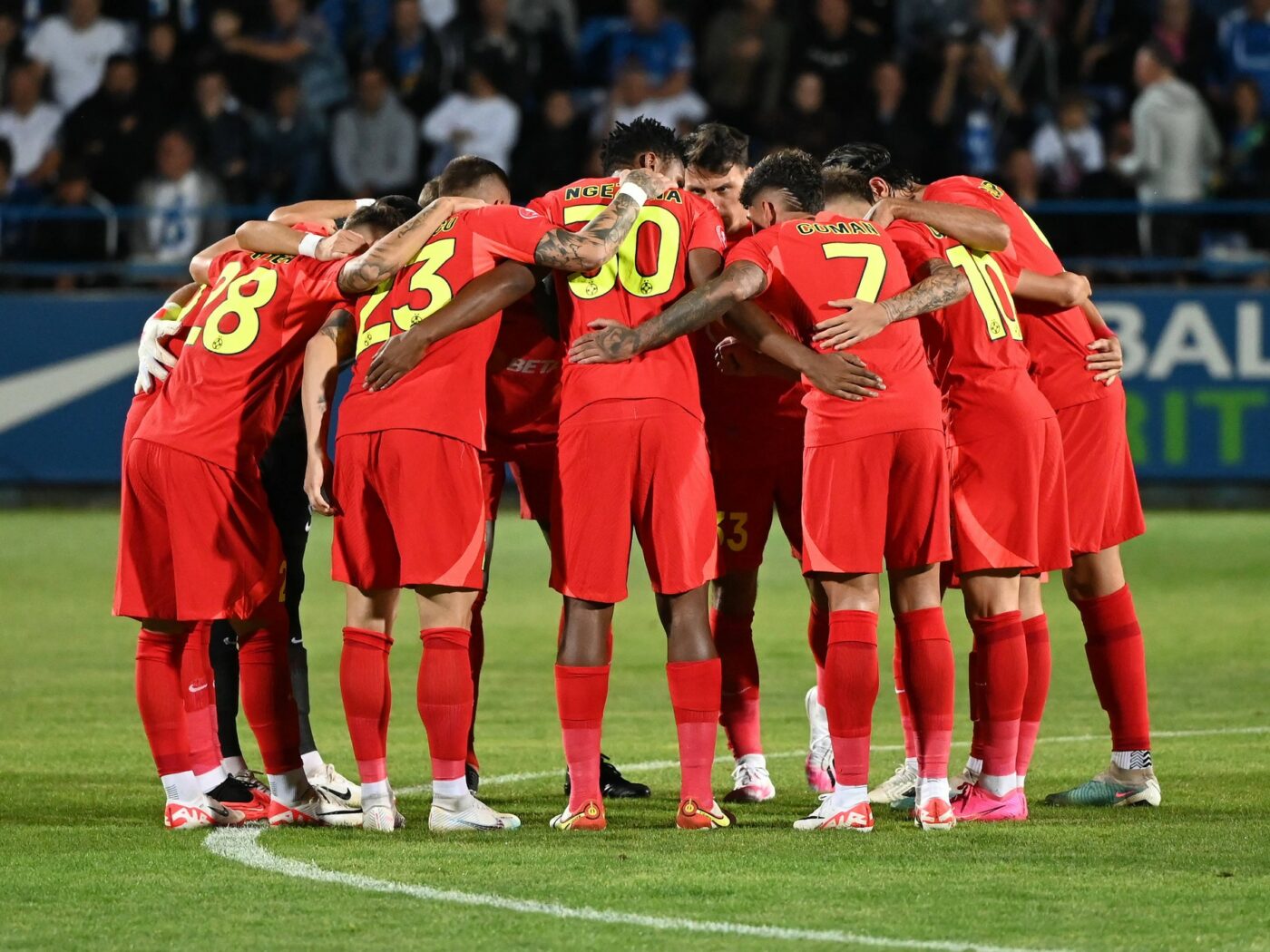 Starurile lui Gigi Becali de la FCSB pot visa la un transfer de senzație în Bundesliga! Și-au anunțat prezența la următorul meci al roș-albaștrilor: „Au vrut cu orice preț!” Dezvăluiri din culise | EXCLUSIV