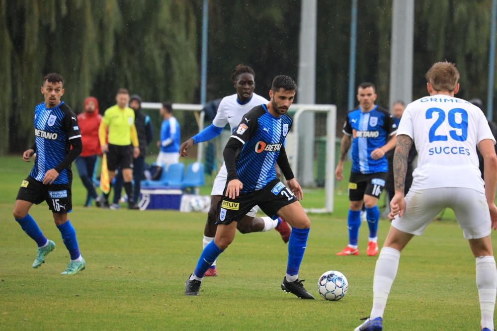 Universitatea Craiova a câştigat amicalul cu Viitorul Pandurii. Alex Mitriţă, printre marcatorii lui Laurențiu Reghecampf