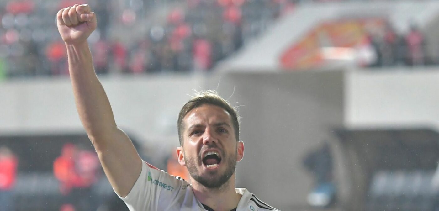 Explozie de oferte pentru Alex Chipciu. Cei care sunt împotriva celor de la CSA Steaua s-au dezlănțuit pe internet și au transformat declarația fostului jucător de la FCSB într-una virală: „Primește must gratuit pe viață, de la Slobozia”