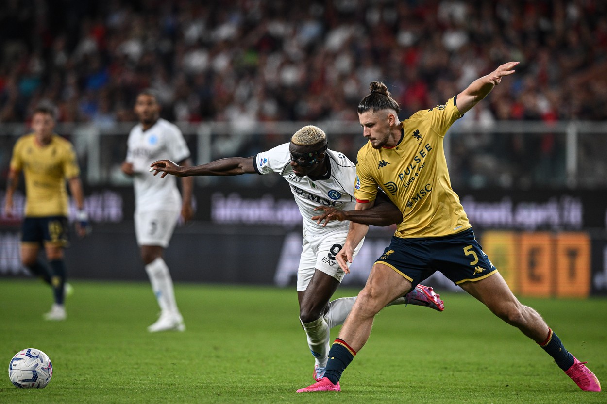 L-a transformat într-o umbră pe cel mai bun atacant din Serie A, iar antrenorul său e fascinat de român: „Radu Drăgușin a fost excepțional!”