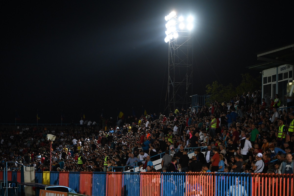 FC Bihor – FCSB 0-1 Live Video Online în Cupa României | Gol superb marcat de David Miculescu!