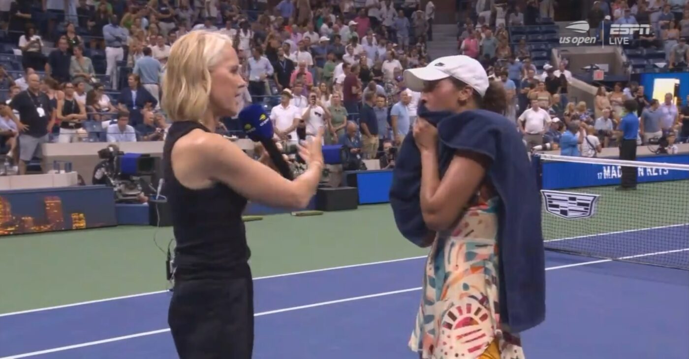 Scene neașteptate la US Open! A înjurat în direct la TV după ce a eliminat-o pe Marketa Vondrousova și s-a calificat în semifinale | VIDEO