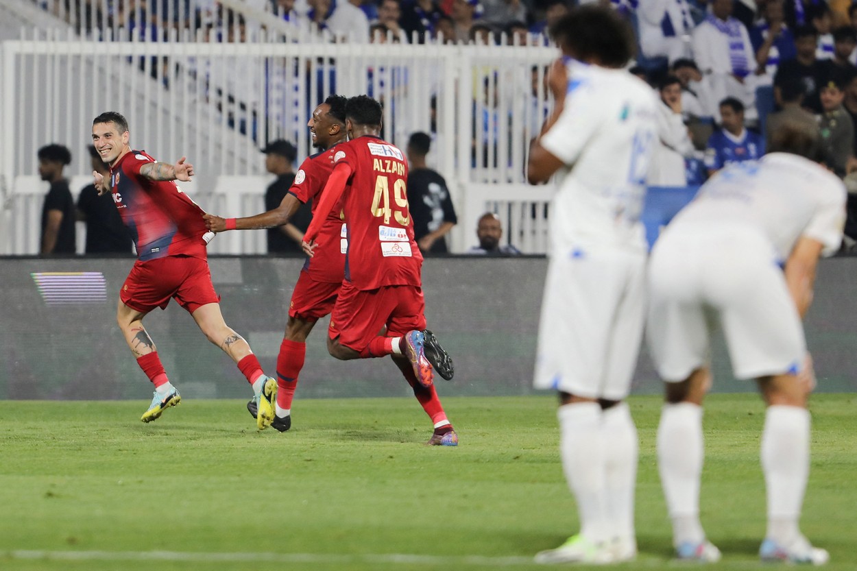Nicolae Stanciu l-a lăsat cu gura căscată pe Neymar! Ce notă a primit românul după golul anului în Arabia Saudită
