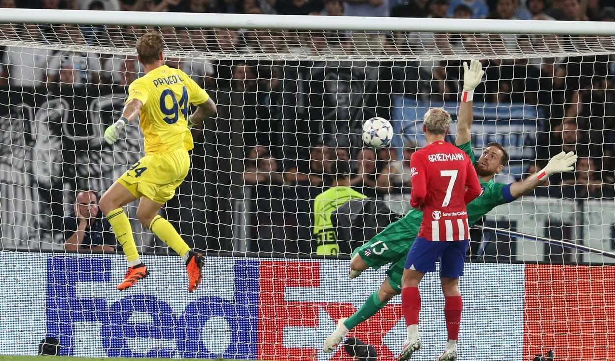 Final absolut dramatic în Lazio – Atletico Madrid, 1-1, din Liga Campionilor! Portarul a egalat la ultima fază, cu o lovitură de cap imparabilă | VIDEO