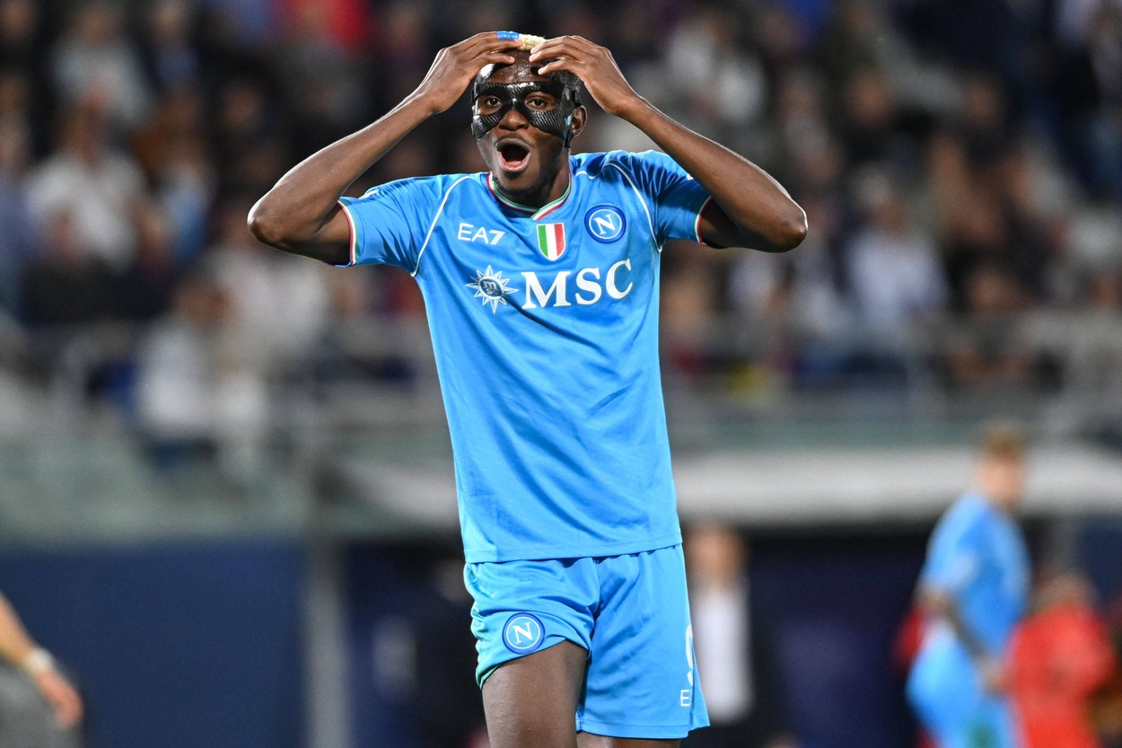 Ruptură totală între Napoli și Victor Osimhen! Atacantul dă clubul în judecată pentru că a fost ironizat pe contul oficial de TikTok