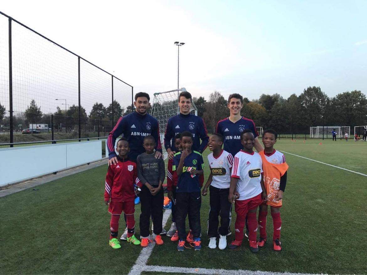 „Noul Chivu” joacă astăzi contra FCSB. A fost la Ajax și în Serie A, dar a ajuns la FC Bihor. Răspuns sincer la întrebarea: „De ce nu reușesc românii în fotbalul mare?” | INTERVIU EXCLUSIV