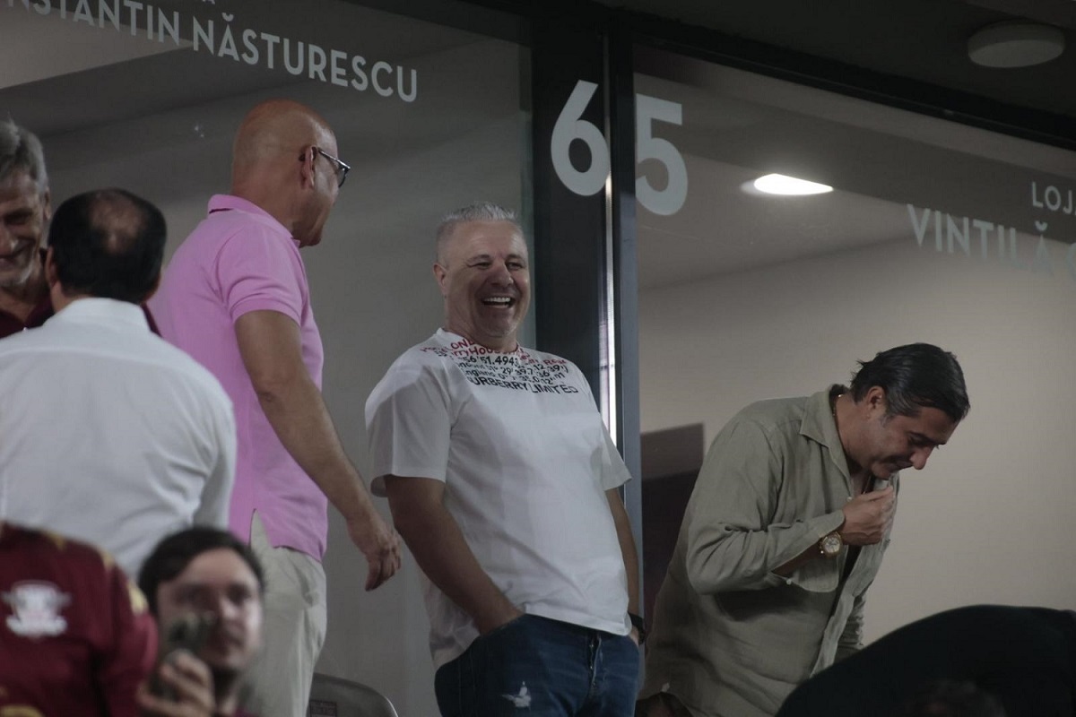 Ce reacție! Ce a făcut Marius Șumudică după ce Rapid a deschis scorul cu Dinamo: antrenorul a fost filmat de camerele TV și dat în direct, din tribunele stadionului Giulești!