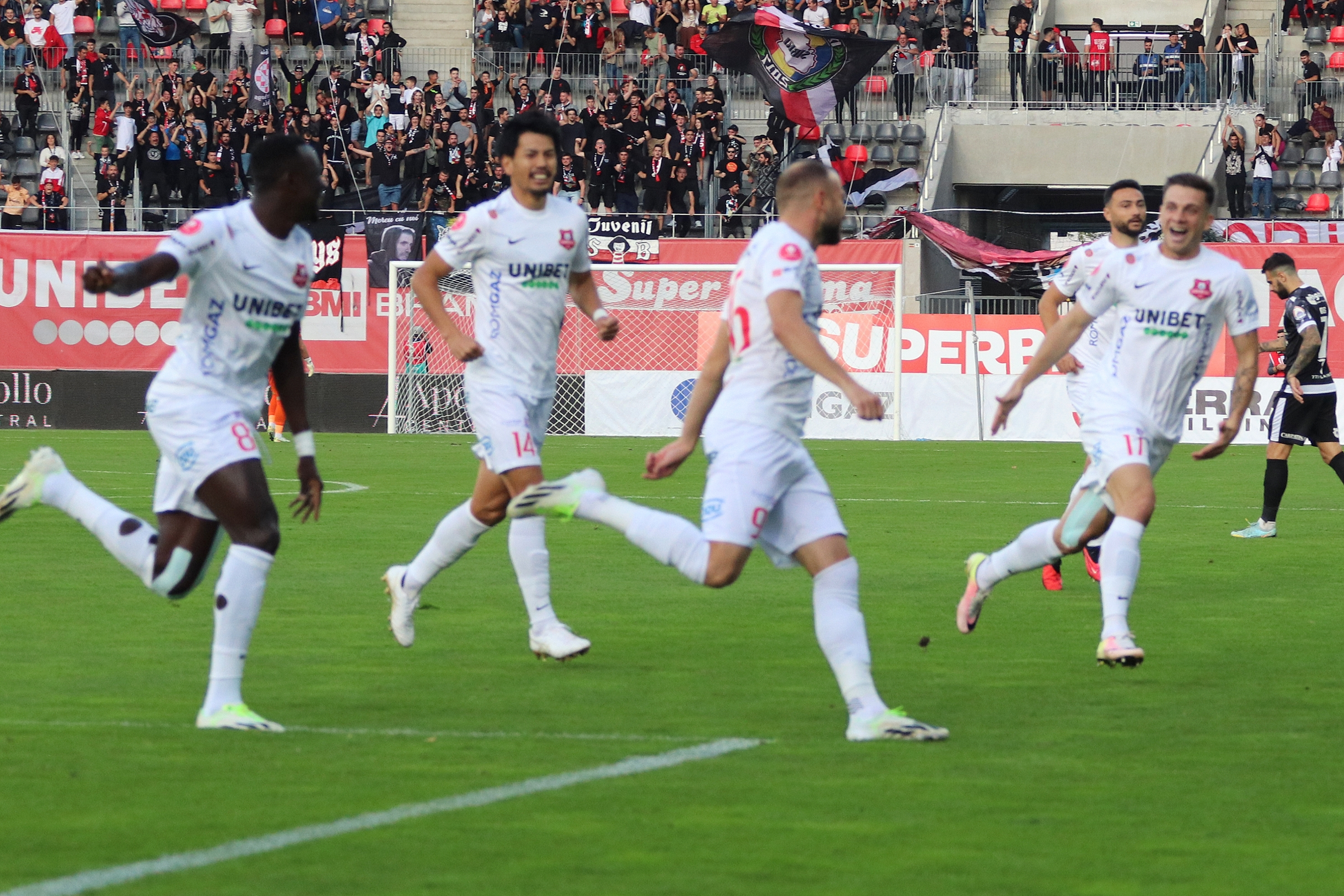 FCSB s-a distrat cu Hermannstadt și a câștigat la scor