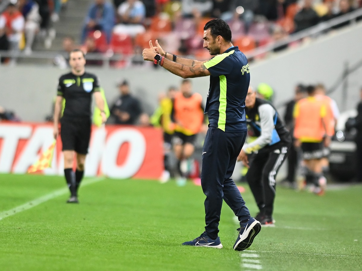 Cele mai mari probleme identificate de Elias Charalambous după FCSB – U Cluj 2-2: „Trebuie să ne îmbunătățim, cu siguranță”