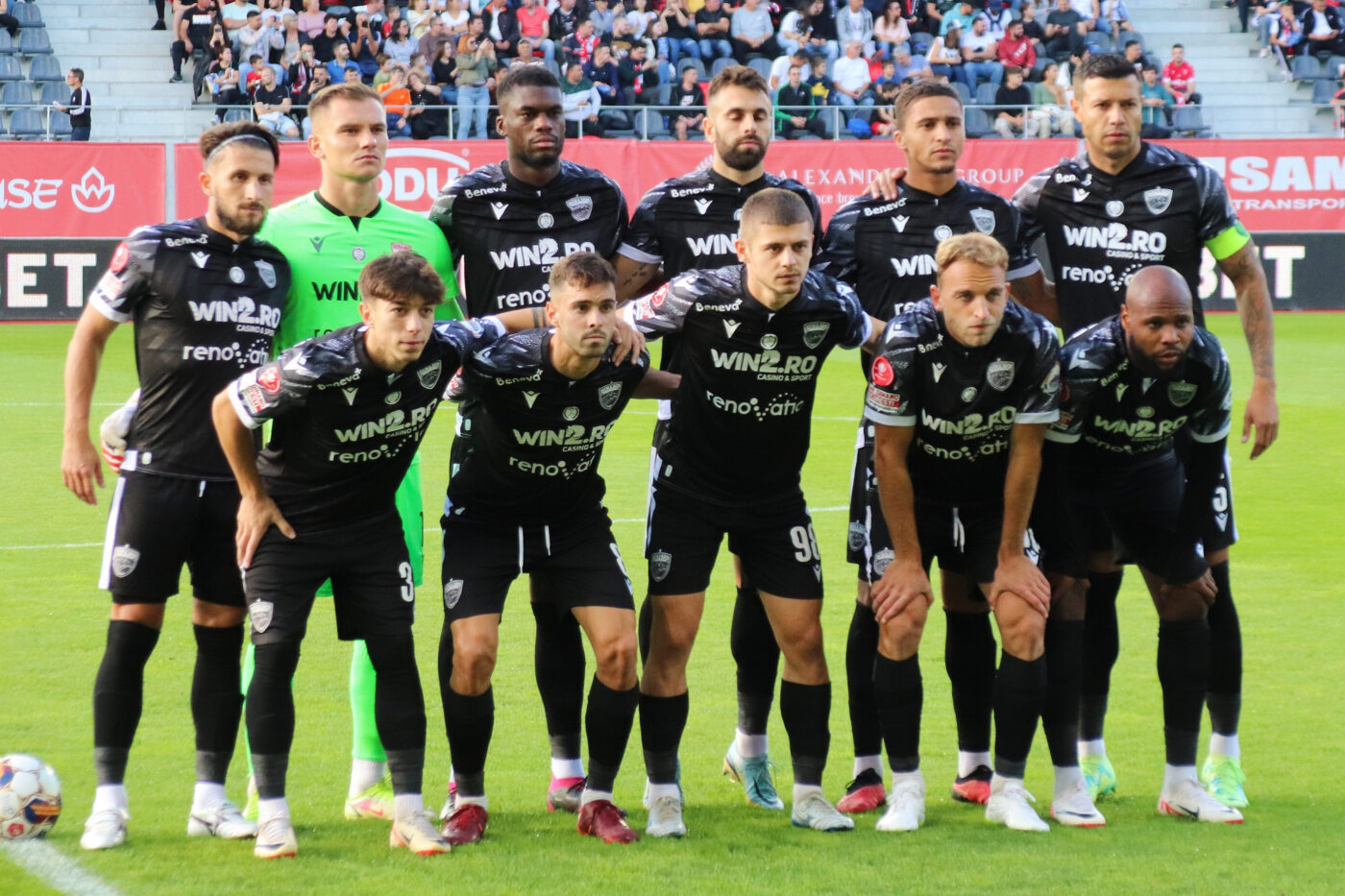 Cinci motive pentru care Dinamo a ajuns în colaps după umilința cu Hermannstadt din Superliga! De ce are nevoie urgent Ovidiu Burcă pentru a salva „corabia” | SPECIAL
