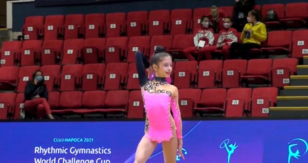 Cristina Halep, nepoata Simonei Halep, show total la gimnastică ritmică! Mesajul campioanei din tenis pentru tânără: şase emoticoane! | FOTO