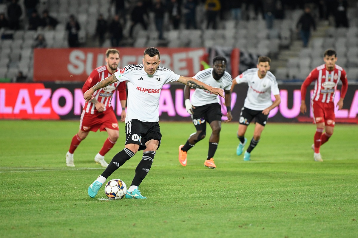 Dan Nistor le-a întors cuțitul în rană adversarilor după U Cluj – Sepsi 1-0: „Mai aveau puțin și se apărau cu banca de rezerve”. Declarație fabuloasă despre Sabău: „Nu-l dau cu trafaletul, cum se spune”