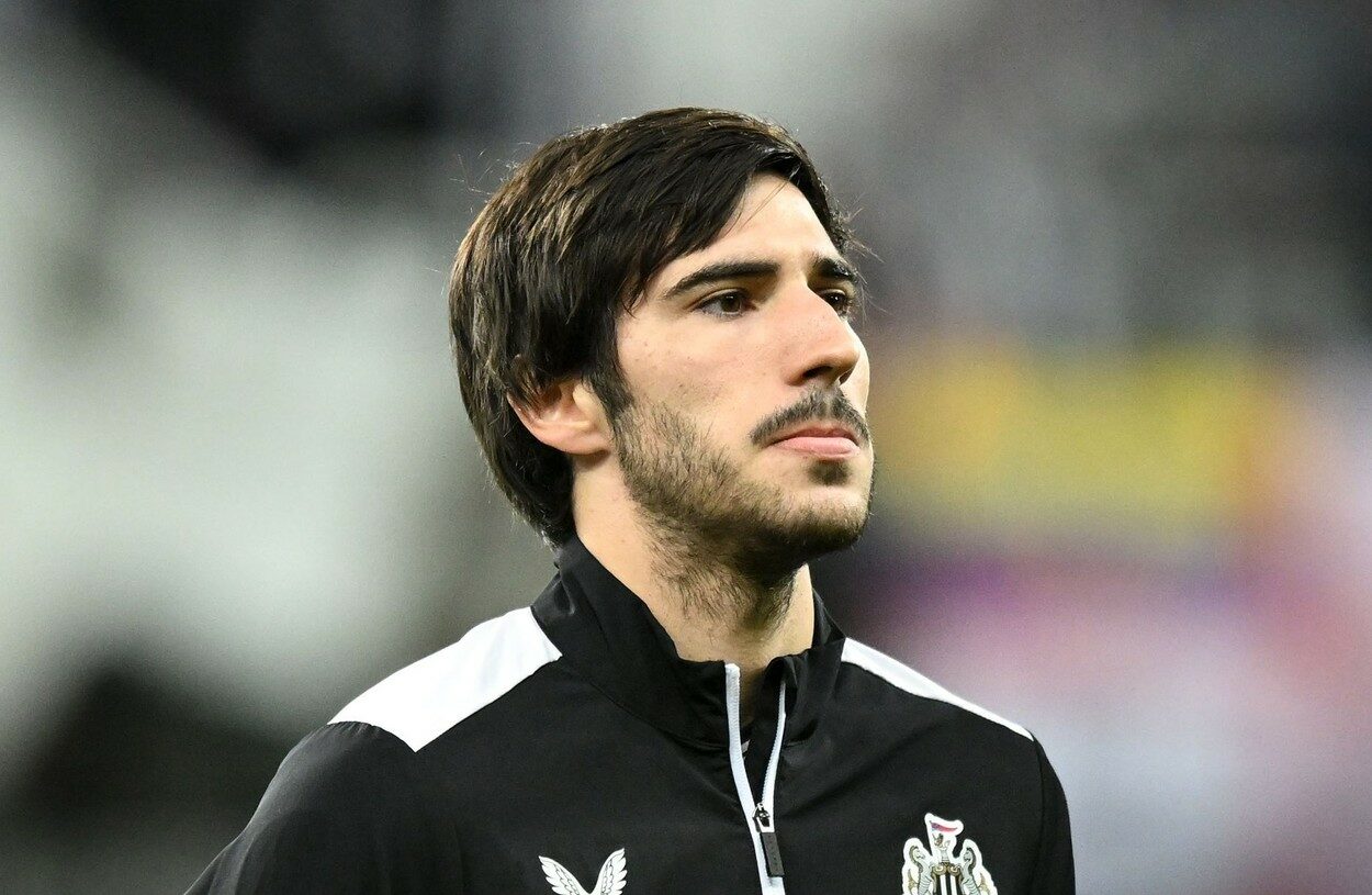 Dezvăluirile cutremurătoare despre Sandro Tonali! Agentul său a rupt tăcerea după ce fotbalistul lui Newcastle a pariat pe propria echipă. „Suferă din cauza dependenței!” Ce pedeapsă riscă