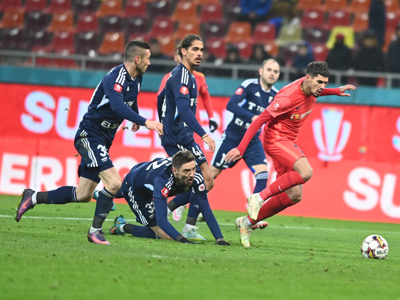 FC Botoșani – FCSB 0-1, Live Video Online în etapa a 12-a din Superliga! Mihai Lixandru, marcatorul surpriză al vicecampioanei