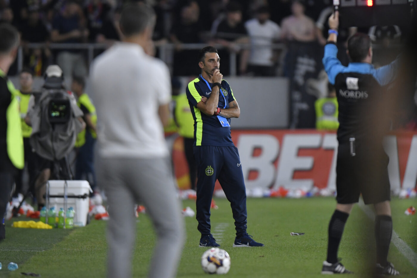Gigi Becali dezvăluie marea greșeală pe care au făcut-o Elias Charalambous și Meme Stoica! Un fotbalist titular, cu nume, primește lovitură de grație: „Au zis că e în mare formă”