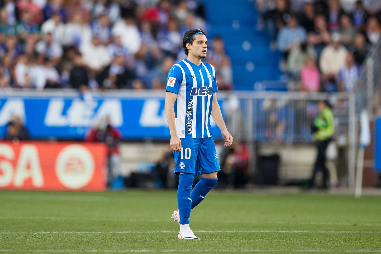 Verdictul dat de presa din Spania după cele 15 minute jucate de Ianis Hagi în meciul cu FC Barcelona