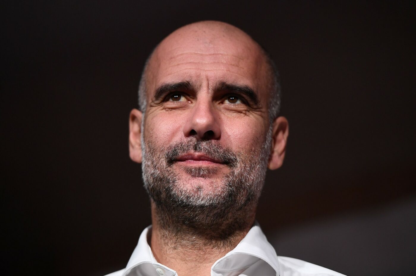 Pep Guardiola a cedat nervos în fața unui ziarist și a răbufnit când a fost întrebat de FC Barcelona! „Ești prea tânăr, prietene! Îți dau clipuri să vezi”